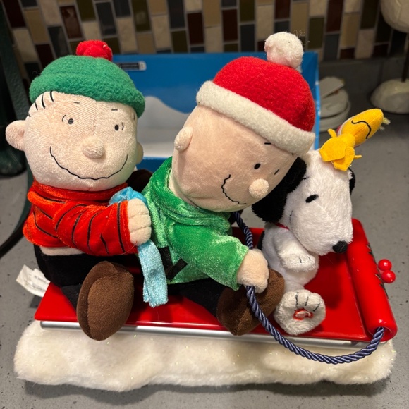 Vintage Gemmy Peanuts Charlie Brown animated Christmas sleigh/sled - Picture 3 of 9